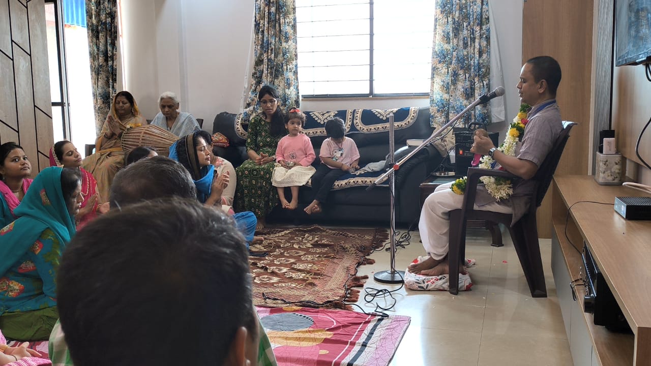 Home Program No.10 at Magarpatta City